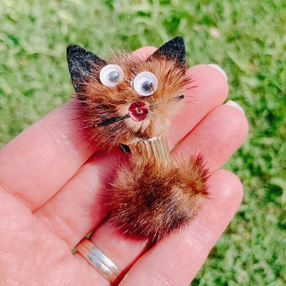 VTG Mid Century Brooch Mink Fur Cat Halloween Kitsch Googly Eyes Novelty Pin - Picture 3 of 7